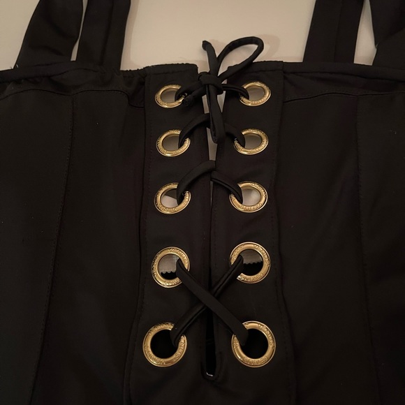 Venus Black spaghetti strap, top lace up in front size small - Picture 8 of 8